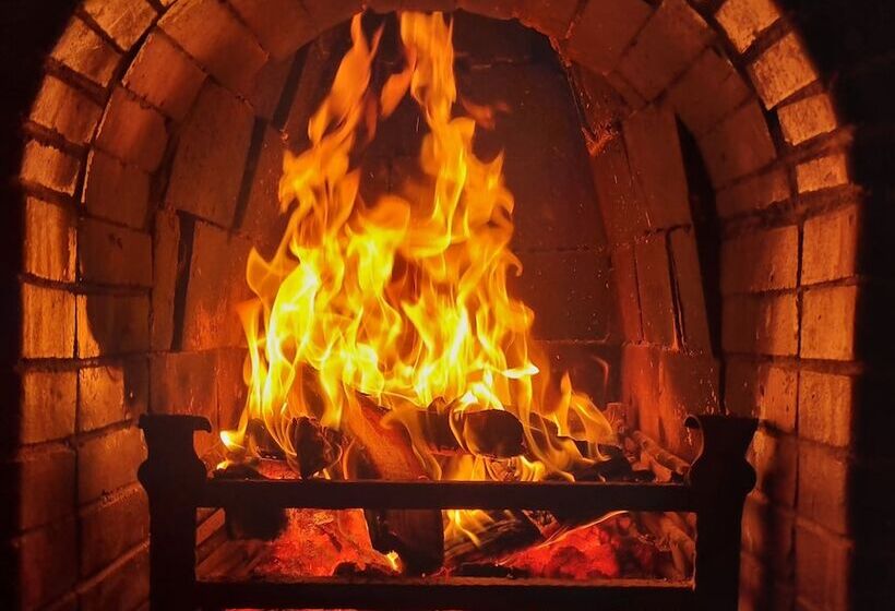 Отель Otjisazu Guest Farm