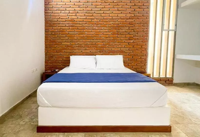 Hotelli Palmas Del Río