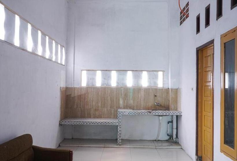 酒店 The Karo S Residence Mitra Reddoorz