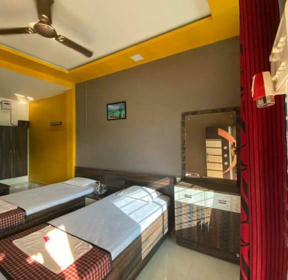 پانسیون Apurba Guest House