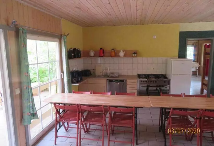 ユースホステル Gruppenbungalow Waldhaus Am Ferienpark