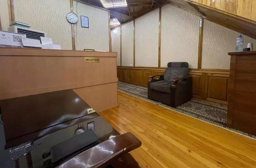 هاستل Old Inn