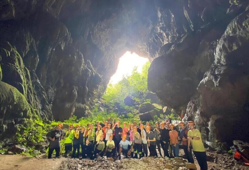 تختخواب و صبحانه Phong Nha Ecolodge Homestay By Hofs