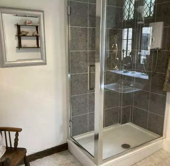 Aamiaismajoitus (B&B) Riber Hall Manor