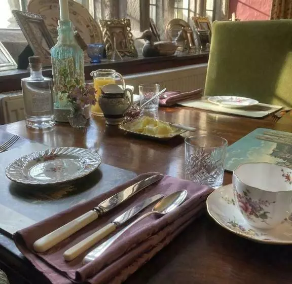 Aamiaismajoitus (B&B) Riber Hall Manor