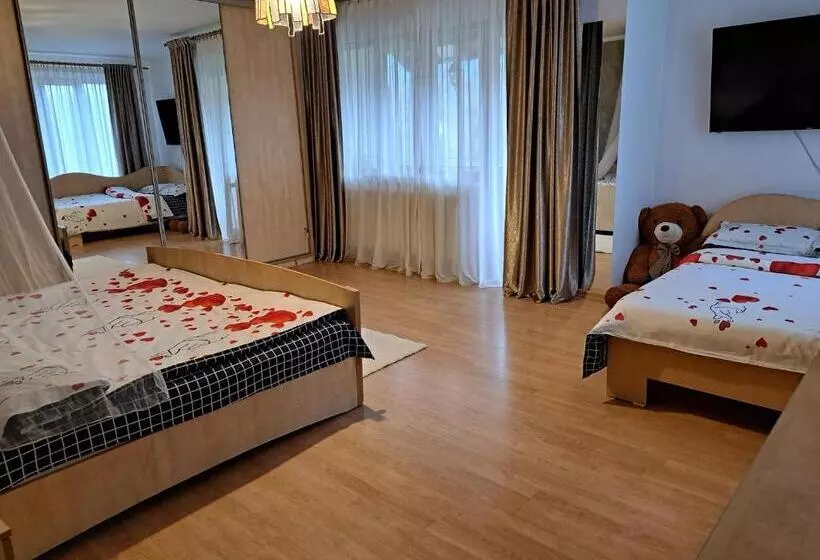 Casa Din Livada
