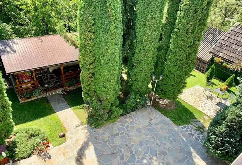 Casa Din Livada