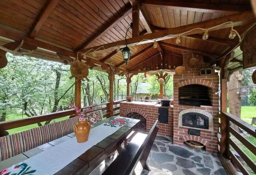 Casa Din Livada