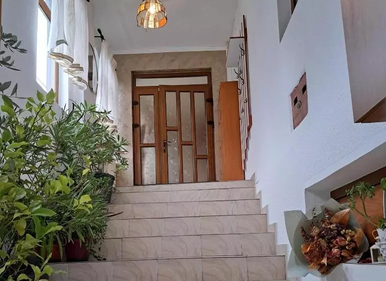 Casa Din Livada