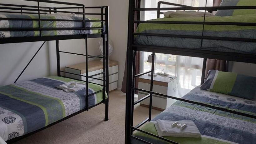 Flats Elite Bermagui