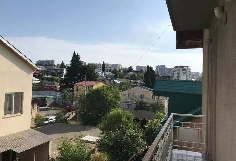 پانسیون Metro Palace