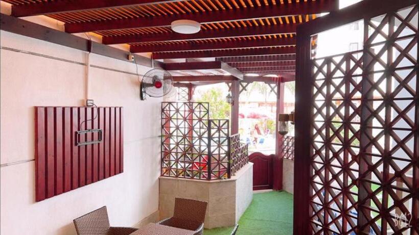 Cozy Portsaid Garden Chalet