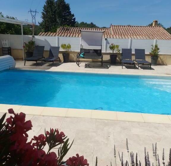 Studio Sympa Meublé Avec Parking Privé Et Piscine