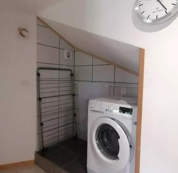 Le Nid Du Chat Noir   Maison Alvéole Bed And Books