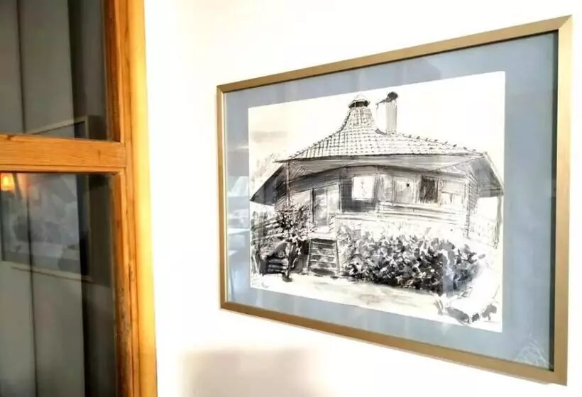 Le Nid Du Chat Noir   Maison Alvéole Bed And Books