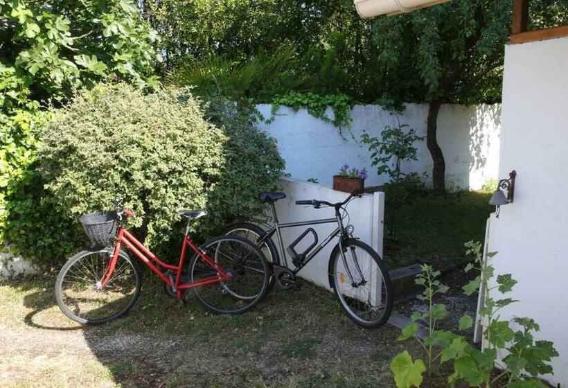 مبيت وإفطار La Venelle De Jéricho