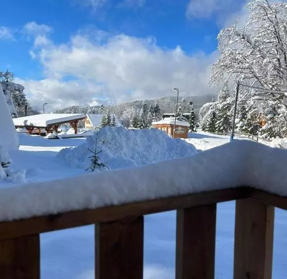 Hillhome Apartment & Sauna