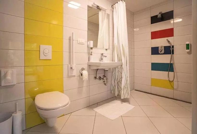 پانسیون Accommodation Baron