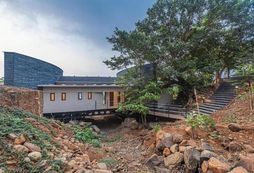 Saffronstays Yahvi Waters By Kosha Villas, Pawna Pool Villa With Stunning Lake View