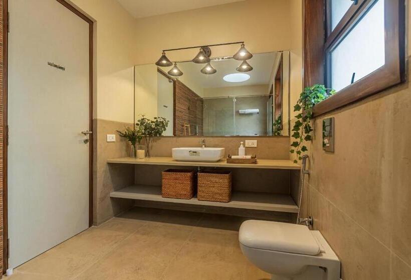 Saffronstays Yahvi Waters By Kosha Villas, Pawna Pool Villa With Stunning Lake View