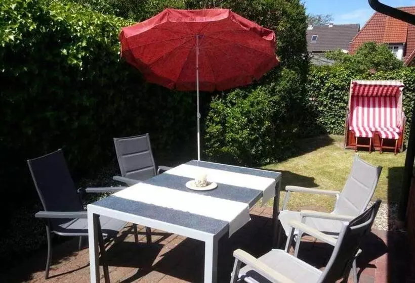 Waldstraße 6c, Haus Halligflieder