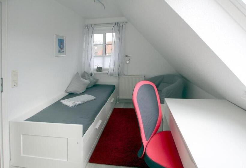 Waldstraße 6c, Haus Halligflieder