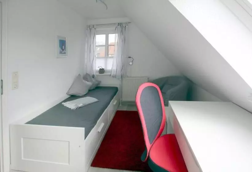 Waldstraße 6c, Haus Halligflieder