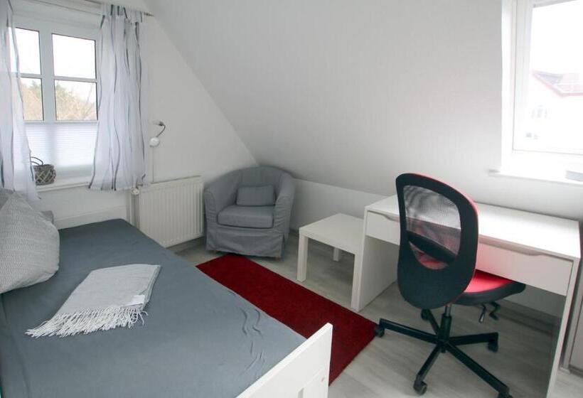 Waldstraße 6c, Haus Halligflieder