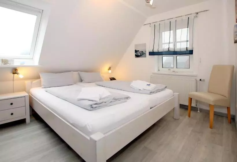 Waldstraße 6c, Haus Halligflieder