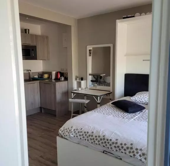 ユースホステル Changé, 10mn Le Mans 72