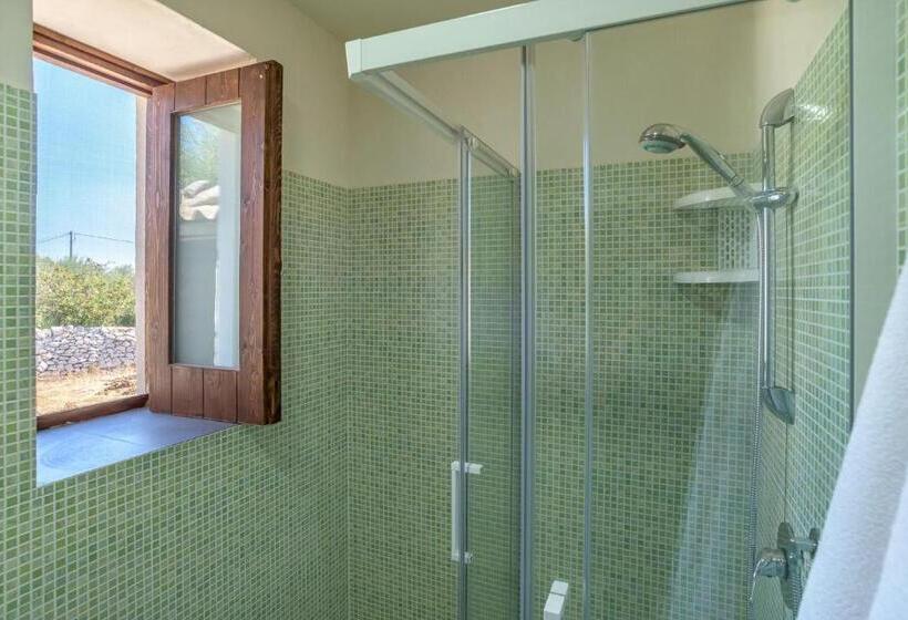 פנסיון Affittacamere Mauto