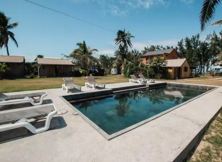 پانسیون Gravier Beach House