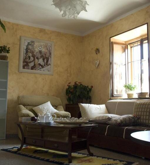 مبيت وإفطار Il Cortile Della Nonna