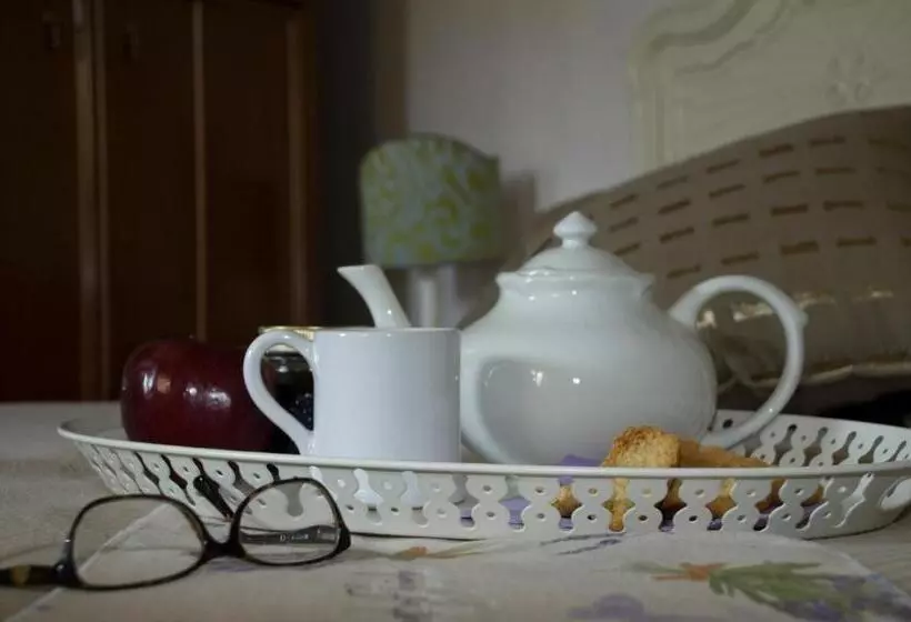 Aamiaismajoitus (B&B) Il Cortile Della Nonna