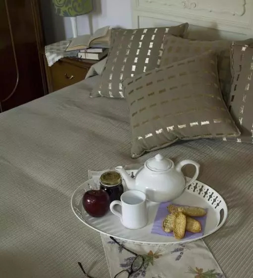 Aamiaismajoitus (B&B) Il Cortile Della Nonna