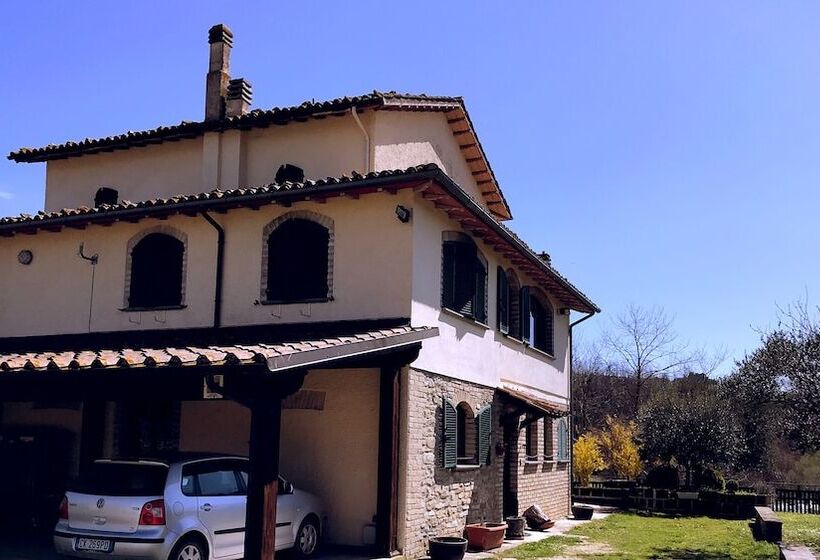 مبيت وإفطار Pian D Isola Agriturismo