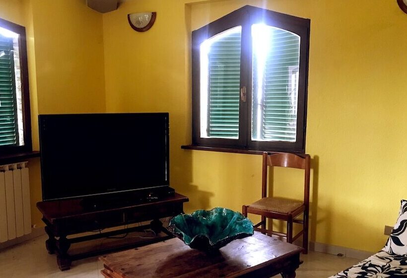 مبيت وإفطار Pian D Isola Agriturismo