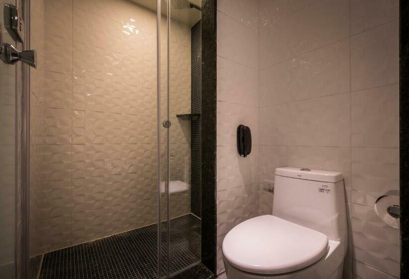 Guide Hotel Taichung Ziyou