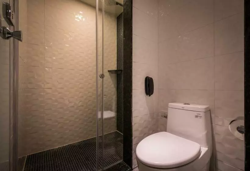 Guide Hotel Taichung Ziyou