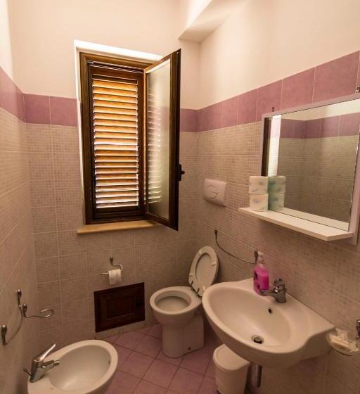 فندق Agriturismo L Antico Carro