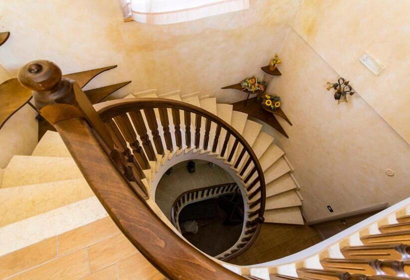 فندق Agriturismo L Antico Carro