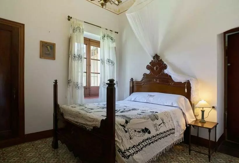 ペンション El Recer