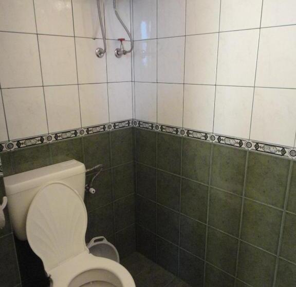 بنسيون Guest Rooms Kotvаta