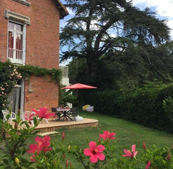 פנסיון La Chambre Colbert