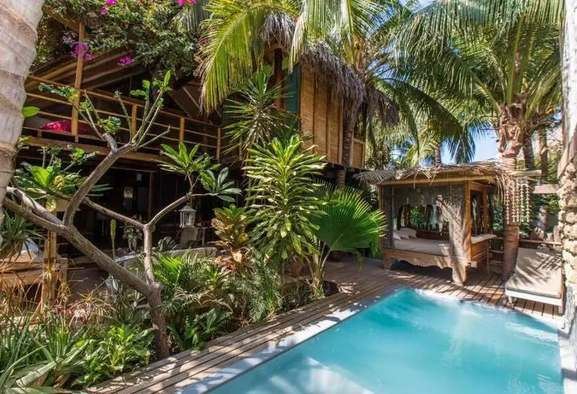 Majatalo La Maison Eco House & Yoga