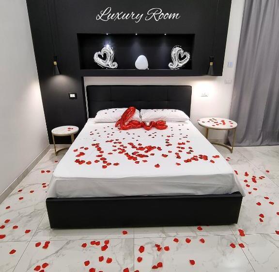 بنسيون La Perla Luxury Room