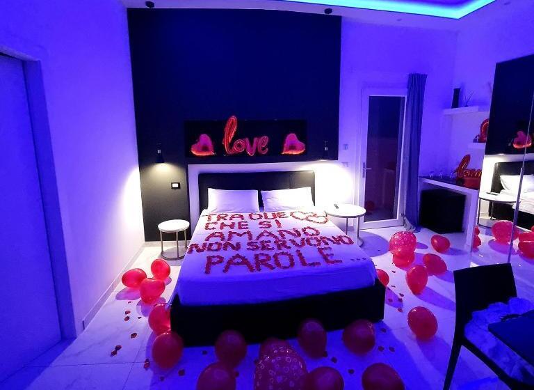 بنسيون La Perla Luxury Room