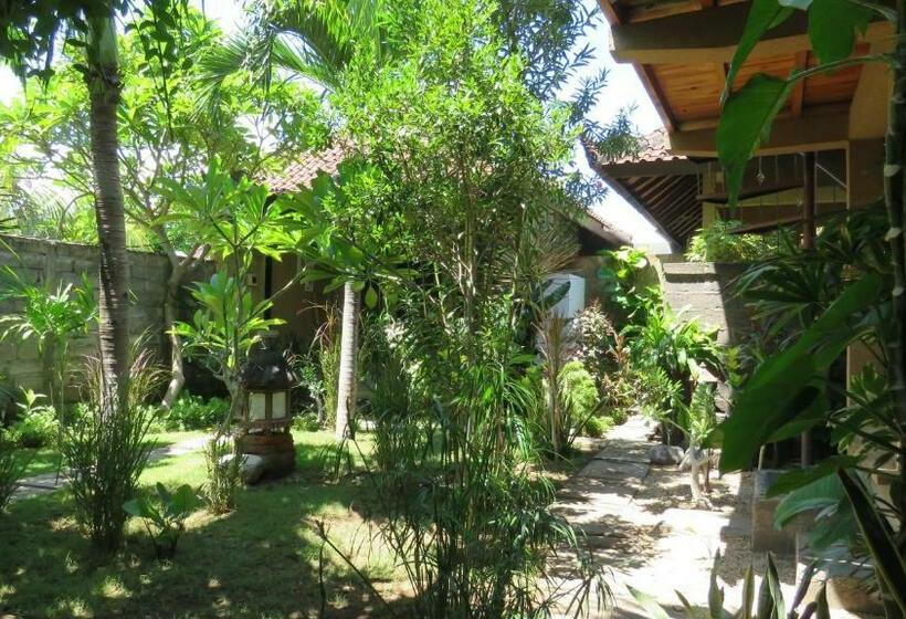 펜션 Lebih Guesthouse Pemuteran