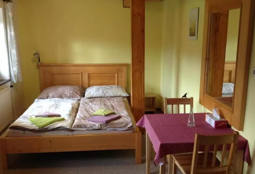 Majatalo Penzion Ida