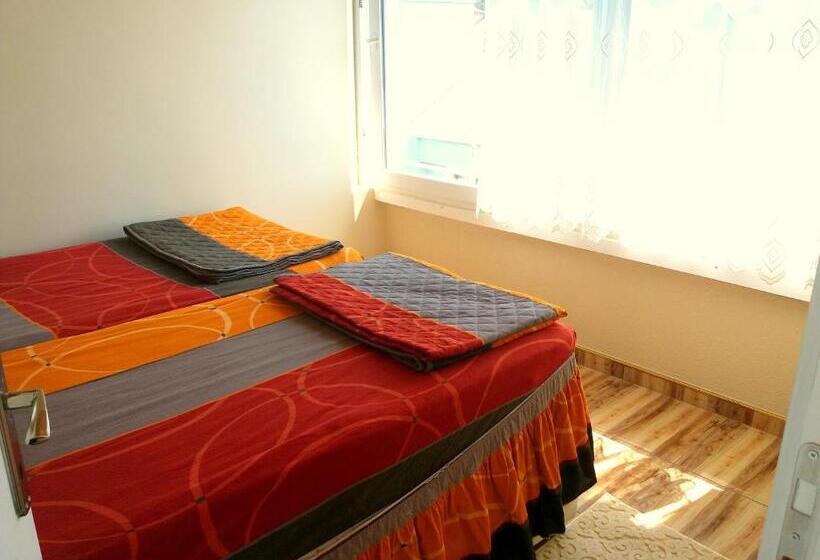 Sağlık Apart Pansiyon